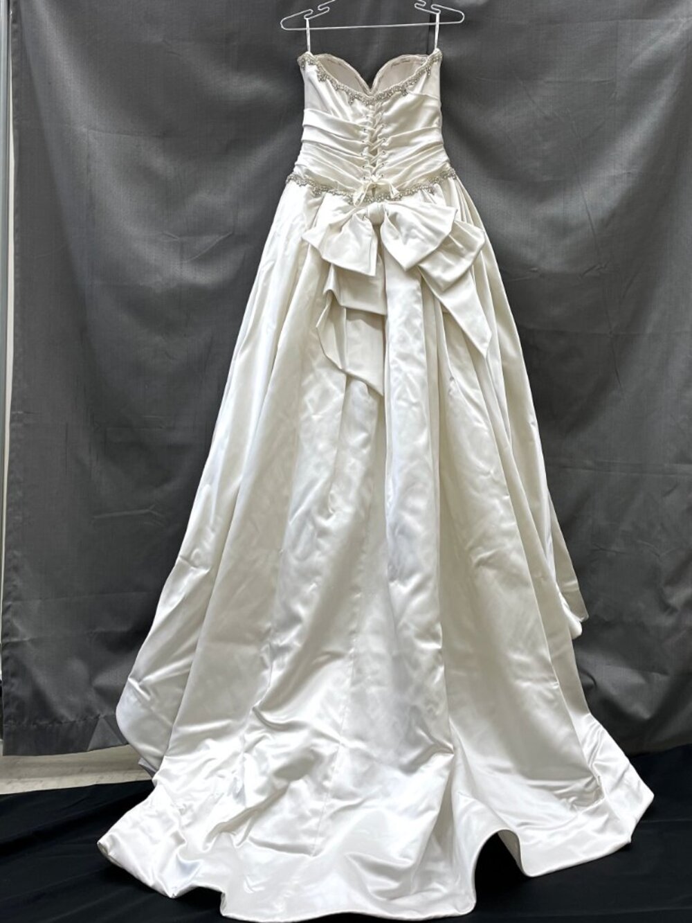 Satin Ballgown Pnina Tornai Princess Corset Wedding Gown - Picture 4 of 13